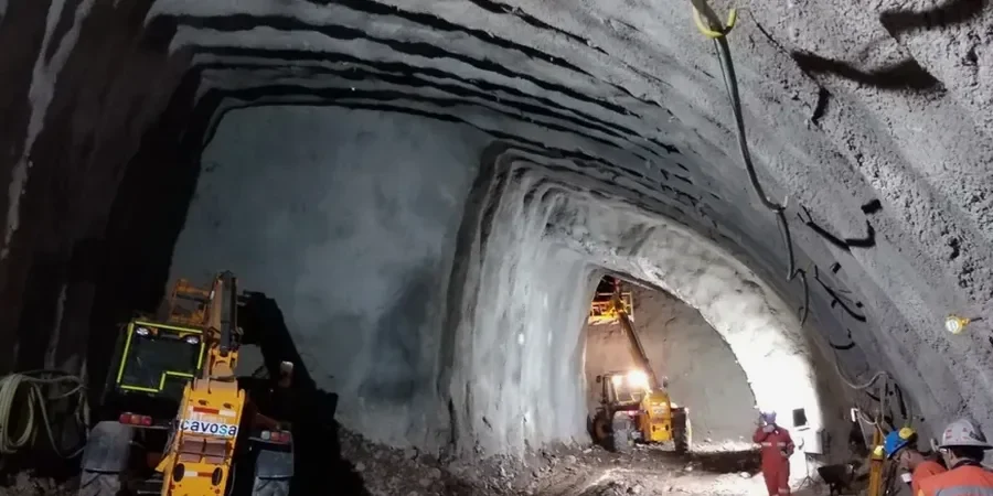 Analyse géotechnique pour tunnels en sols mous à Cergy : anticiper avant de creuser
